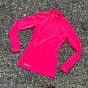 Under Armour Fitted Dri-Fit size Small